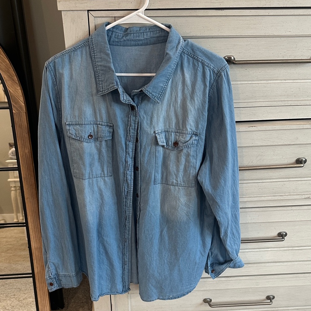 Classic Light Blue Denim Shirt - womens - lightweight